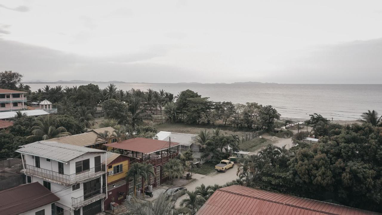 Hotel Bahia Tela Luaran gambar