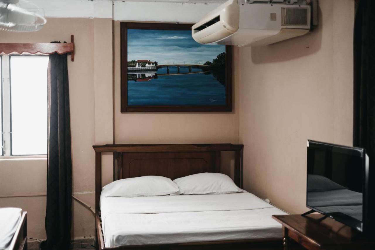 Hotel Bahia Tela Luaran gambar