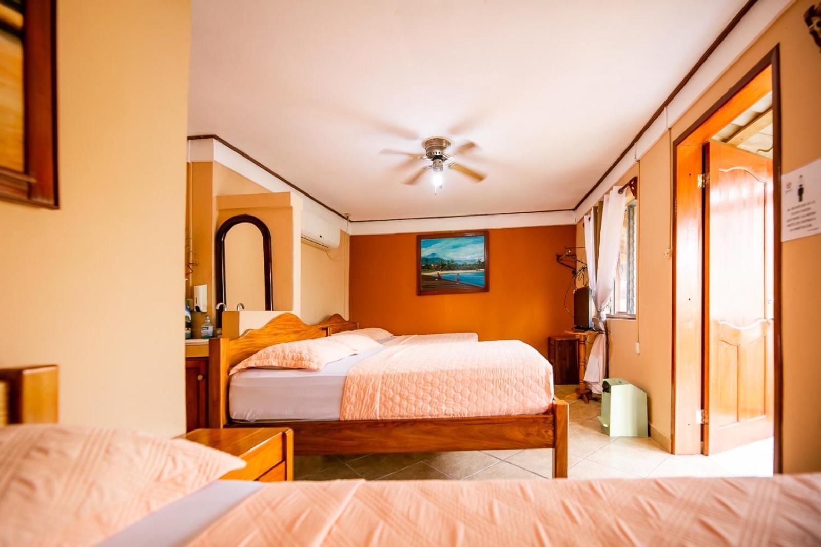 Hotel Bahia Tela Luaran gambar